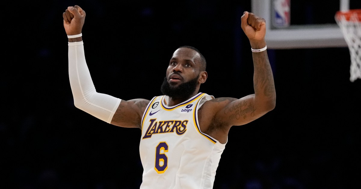 Jornal de Angola - Notícias - LeBron James ultrapassa barreira dos 38 mil  pontos